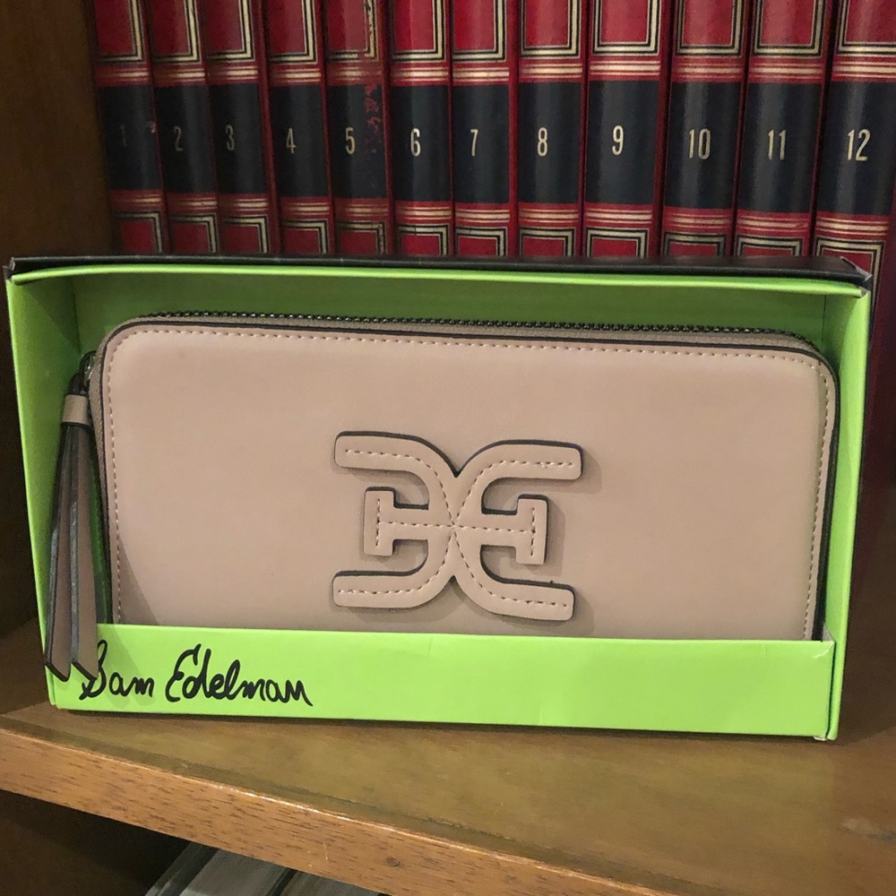 🌸 Sam Edelman Wallet 💐